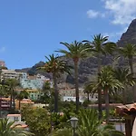 Apt. Heliconia Nº 4 아파트 *